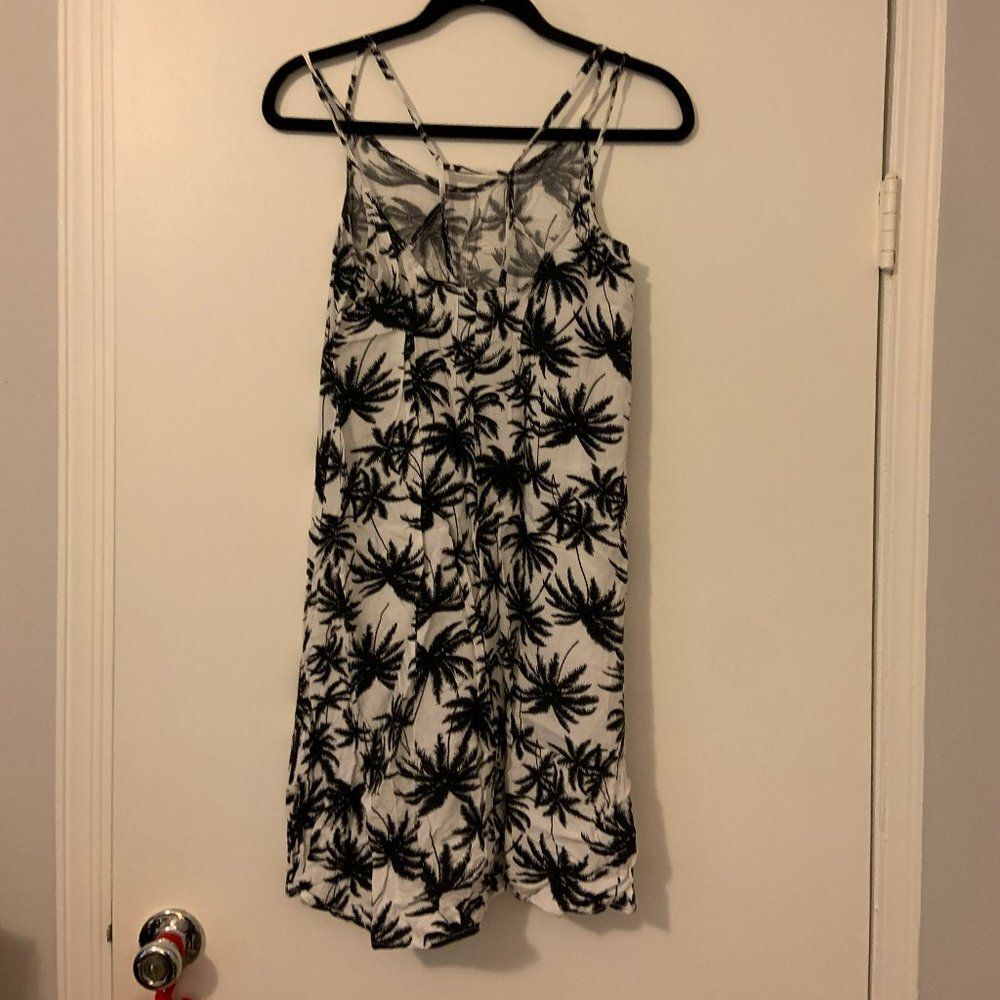 Jachs Girlfriend Bathing Suit Coverup in Black and White Large - Picture 4 of 8